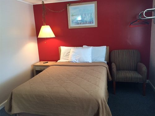 Fels Three Crown Motel Clarence Eksteriør billede